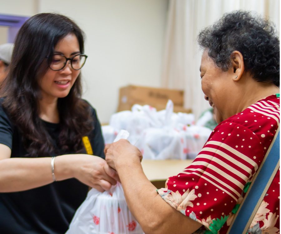Sharing warmth, one meal at a time!